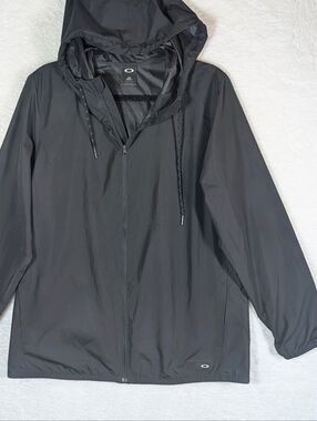Oakley Women's Black Hooded Windbreaker Lightweight Shell